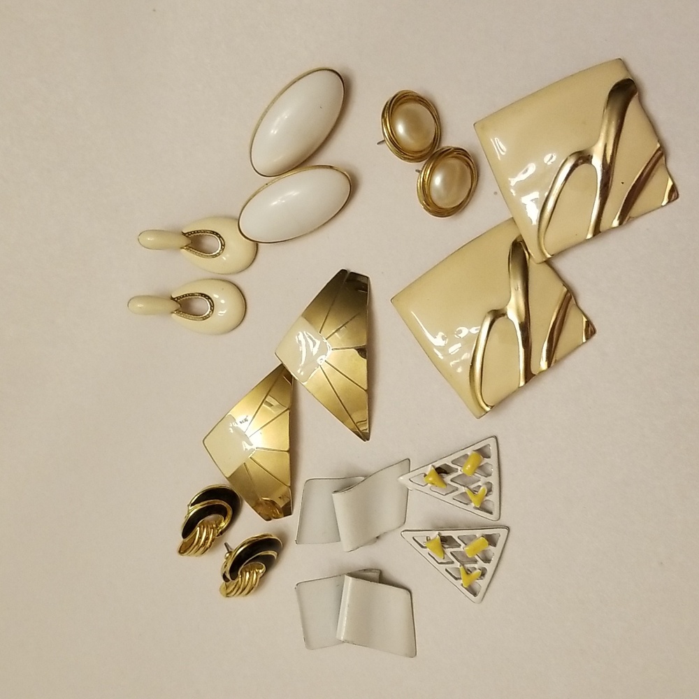 8 Pair Bundle of Retro Earrings